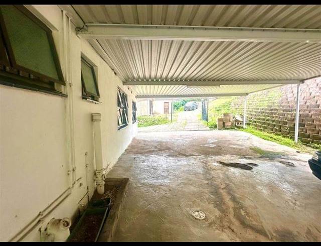 3 BEDROOM HOUSE FOR SALE IN UMLAZI N